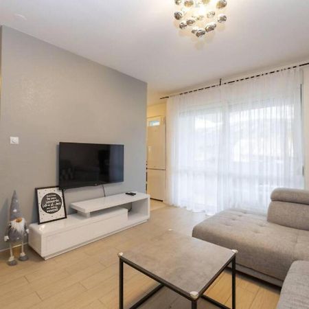 Zrmanja Canyon Apartment Obrovac Bagian luar foto